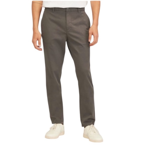 Everlane Men's Chinos in Dark Gray - Picture 1 of 9